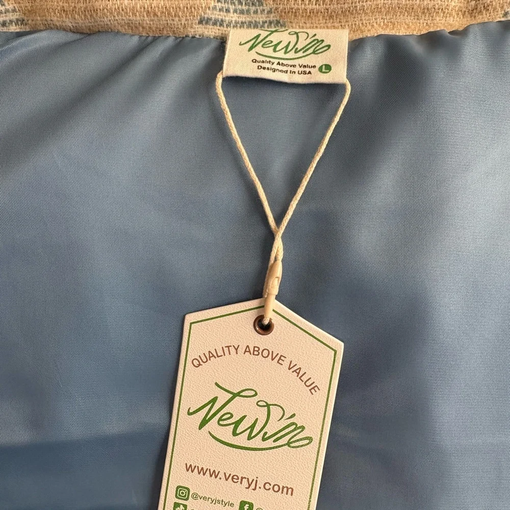 Very J Sky Blue and Beige Vest nwt - Picture 7 of 13